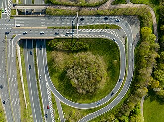 Traffic engineering enhances bus scheduling systems of cities