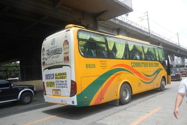 bus commuters city bus schedule for bus