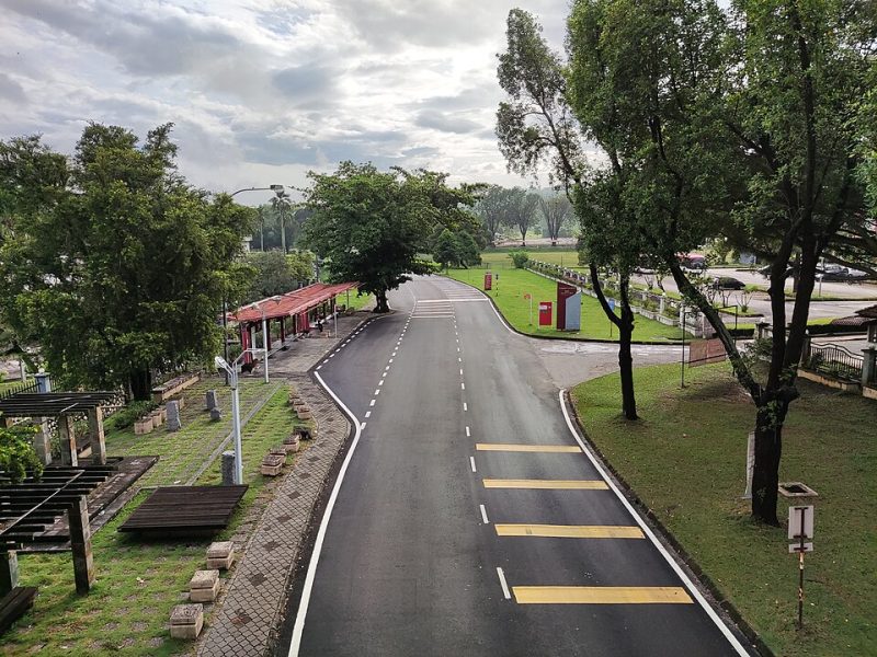 SMART LANES AT A BUS STOP