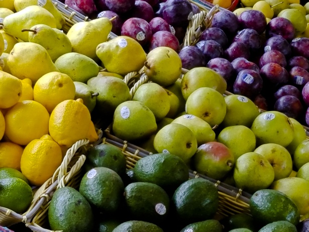 fruits display accra capital of ghana
