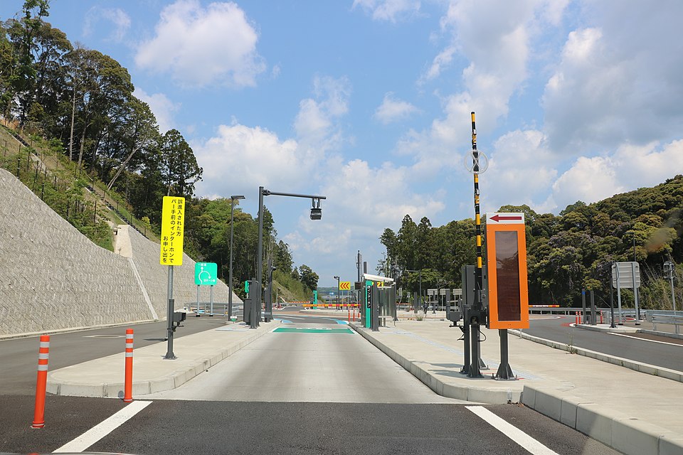 smart bus stop bus lanes