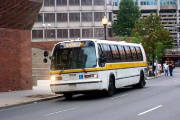 rts richmond bus on its route