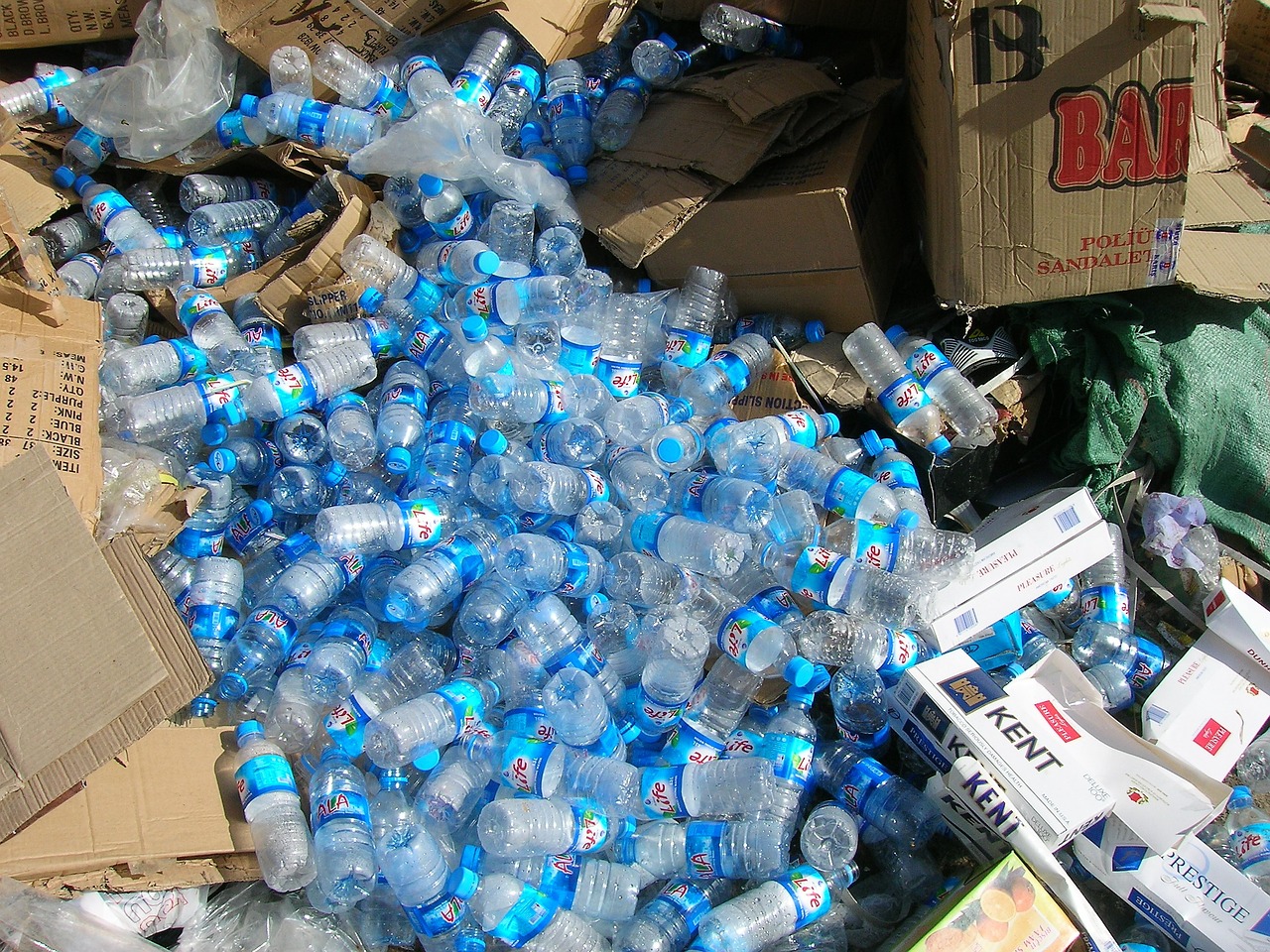 PLASTIC WASTE IN BOXES