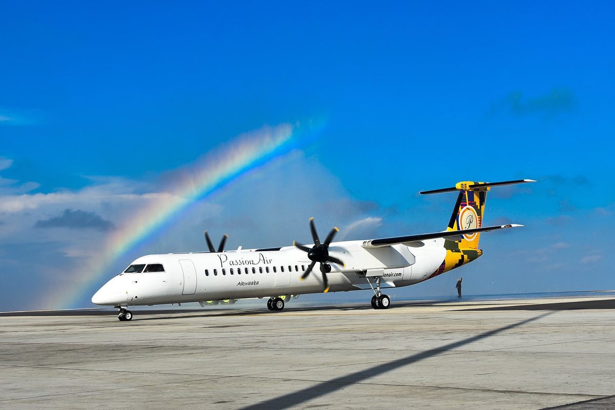 PASSION AIR PLANE LANDS