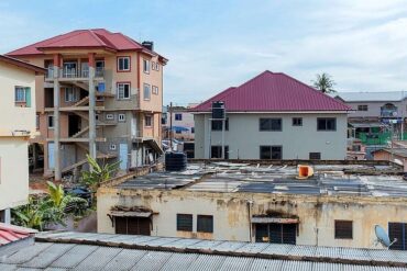 apartment building in accra neighborhood