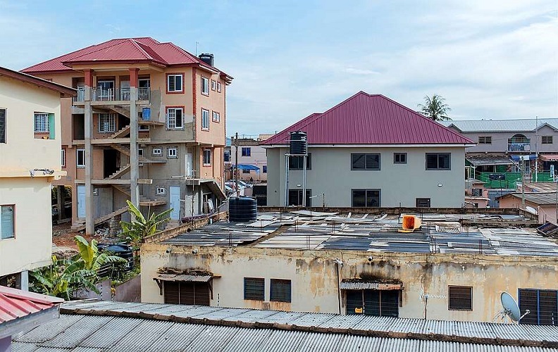 apartment building in accra neighborhood