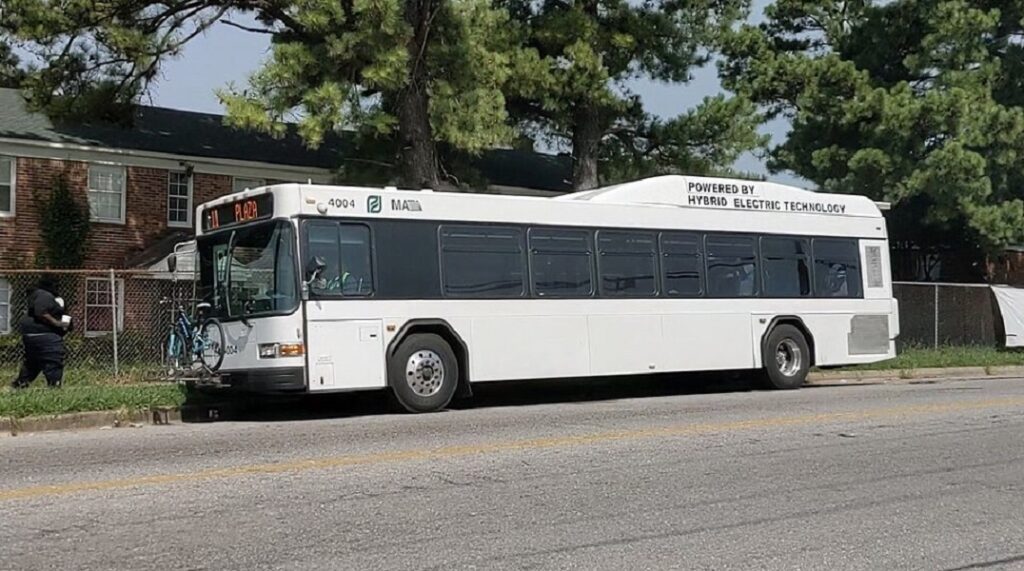 electric bus parks ion Tennessee
