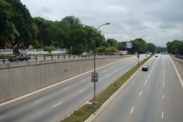 a road in accra ghana