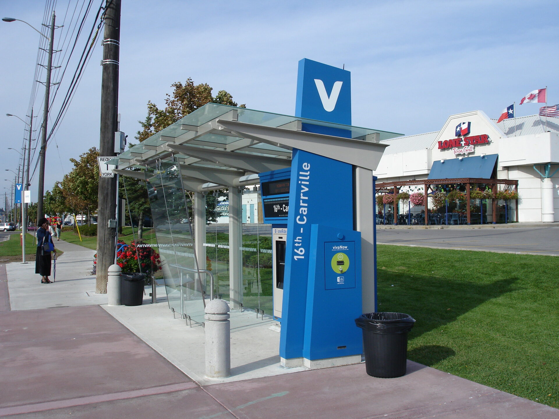 A bus shelter in the York Region Transit area