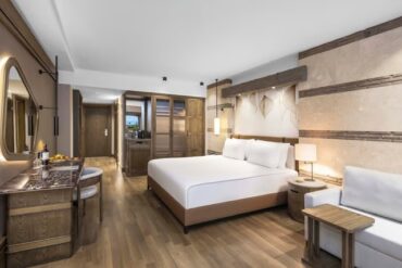Luxurious rooms at the Kempinski hotel