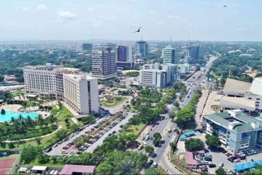 Movenpick hotel appears near Kempinski