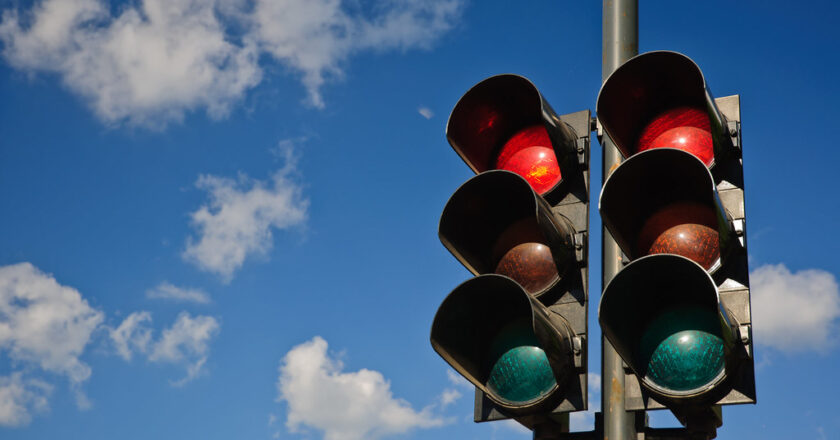 What are the three types of traffic signals?