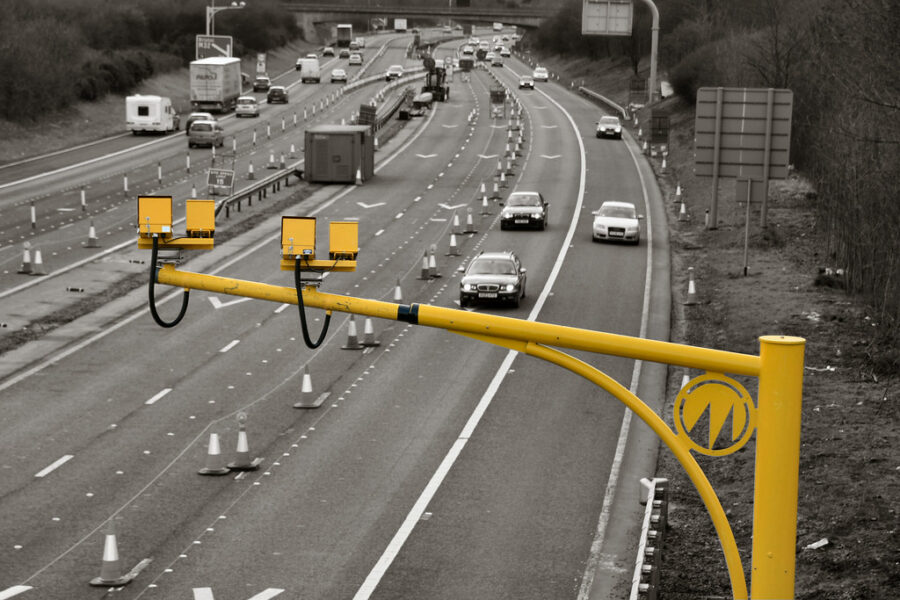 A traffic system practising the contra flow